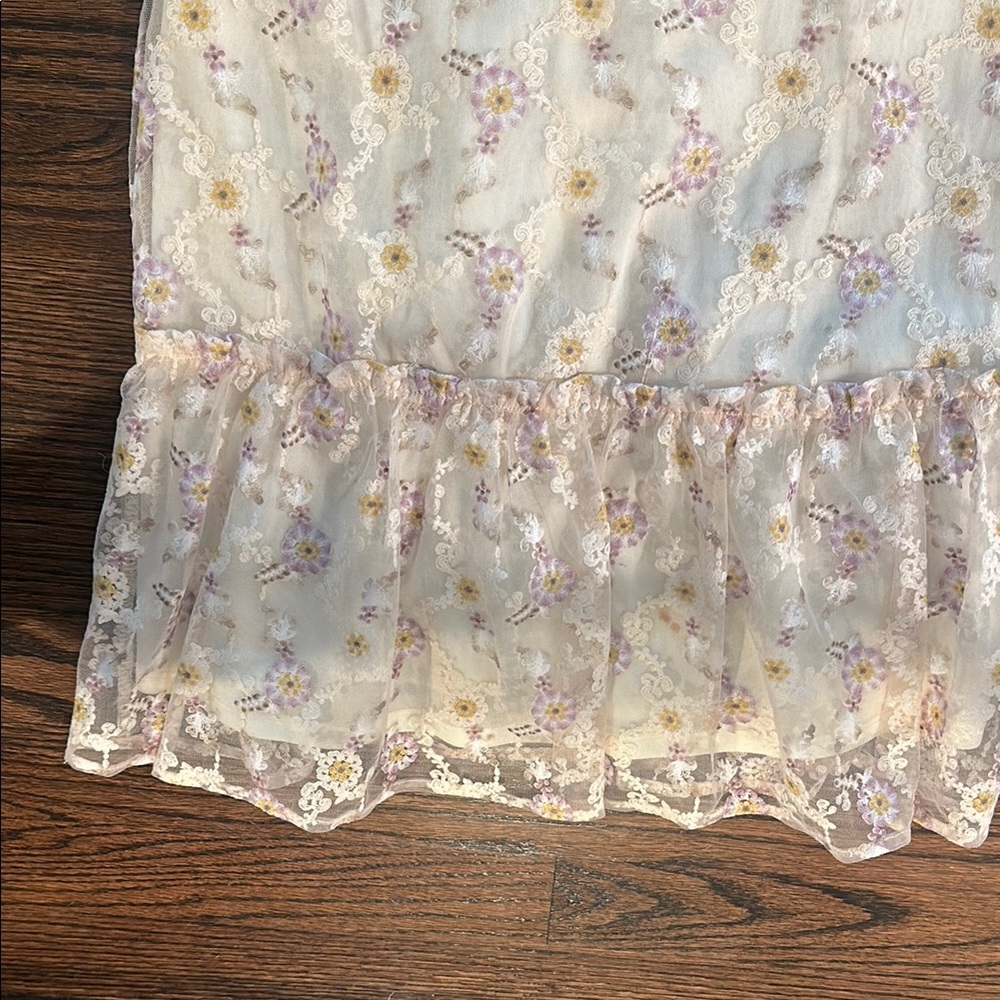 Floral Ruffled Dress - Picture 4 of 5
